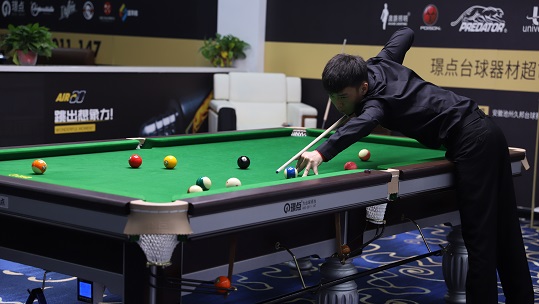 发挥了举足 发挥了举足